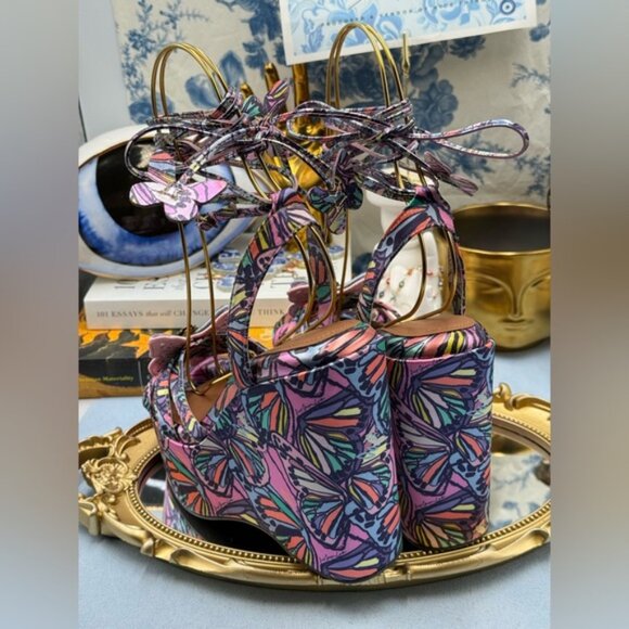 🆕 KURT GEIGER LONDON 🧿 NWOB Butterfly Wedge Heel with Ties, Sz 37 US 7 - Picture 11 of 15